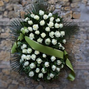 Cuscino di Rose Bianche